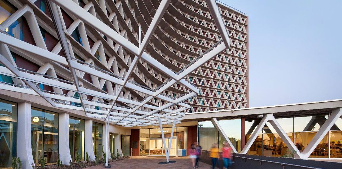 __alt__syk9buce7llz6y8icbvcc