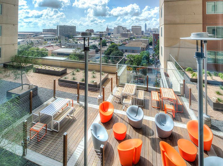 __alt__i8jfhad1cg8ikhqtuhtsd